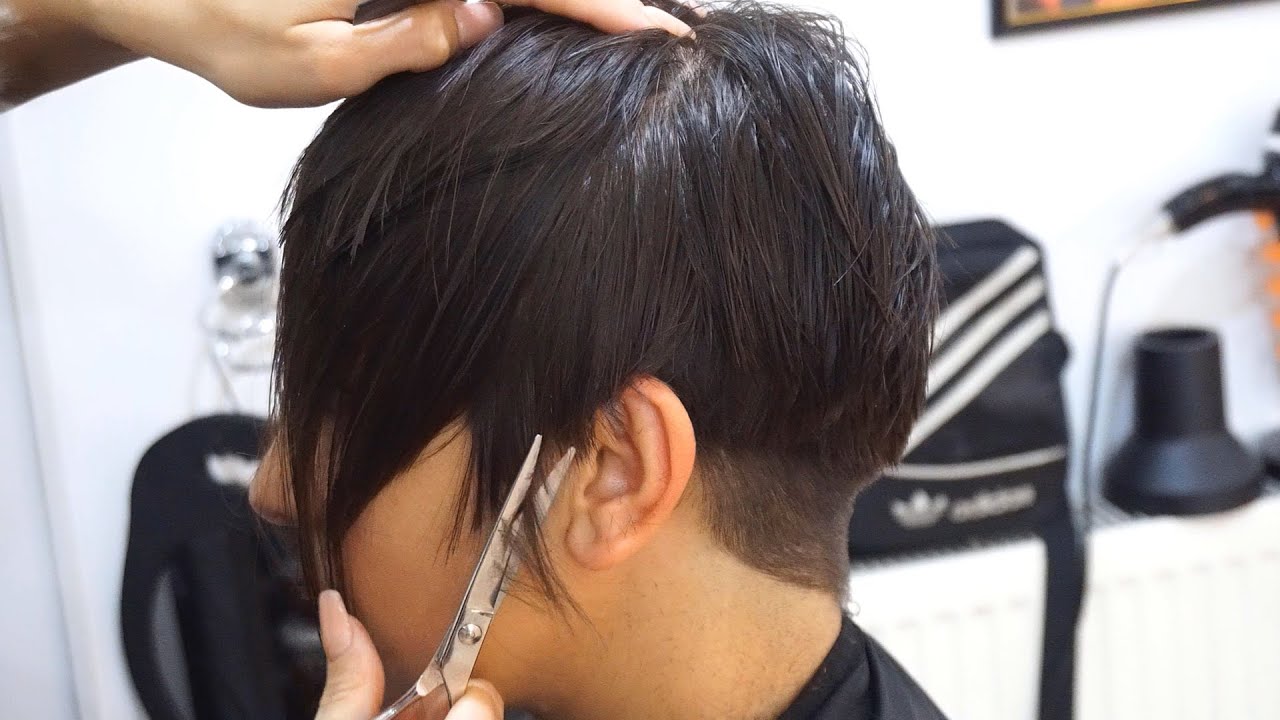 HAIRCUT GRADUATED - SUPER DUPER PIXIE SHAVED UNDERCUT