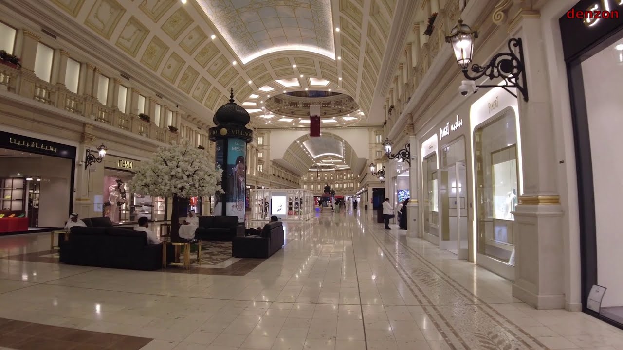 Doha, Qatar: Villaggio Mall