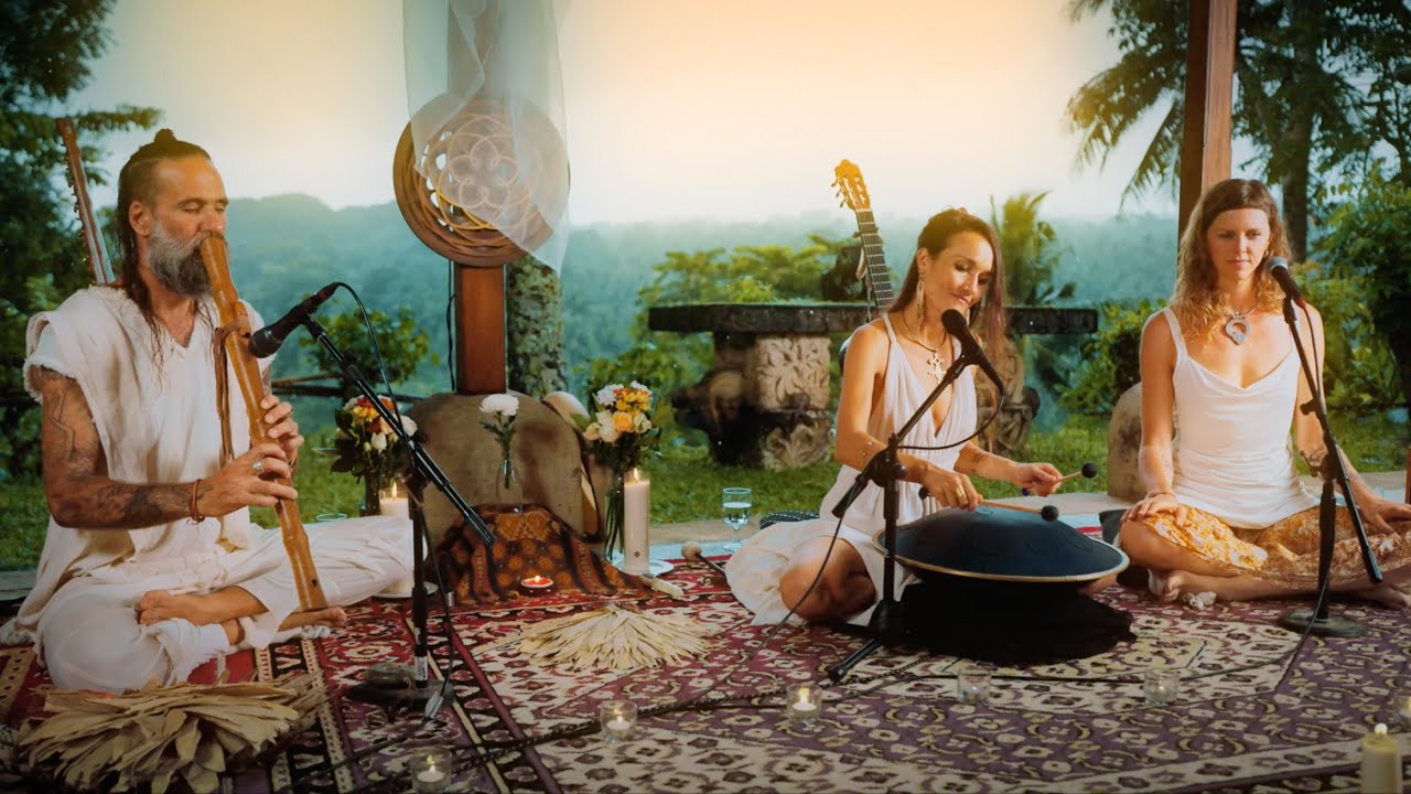 Agua Fluye - Pao Pamaki & Munay