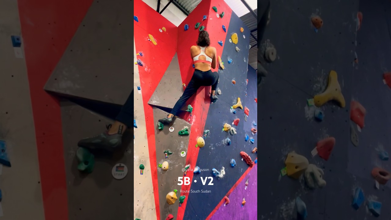 5B / V2 🐒 Indoor Bouldering &bull;&bull;&bull; #indoorbouldering #bouldering #lasportiva #climbing #climber #climb