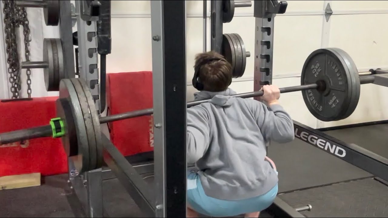 Winter bulk day 112- Valentine’s Day spent doing legs ❤️