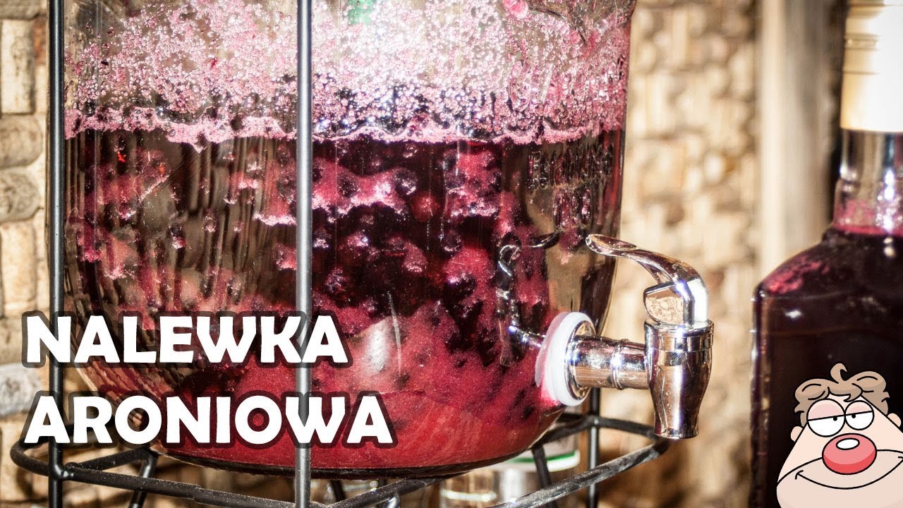 Nalewka Aroniowa -  Dwa przepisy na zdrową nalewkę z aronii - Musisz ją zrobić:)