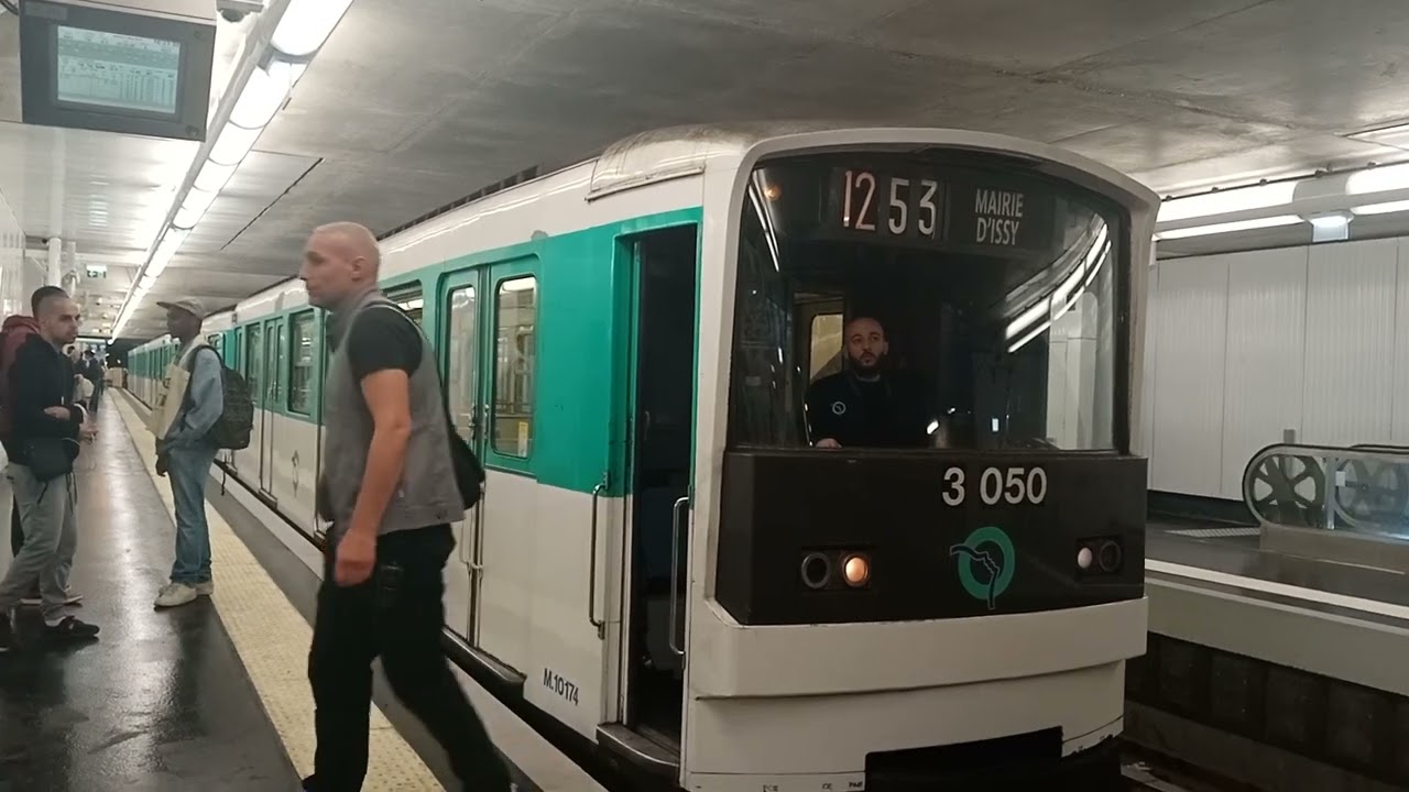 Inauguration du prolongement de la ligne de métro 12 à Mairie d'Aubervilliers🚇🎉