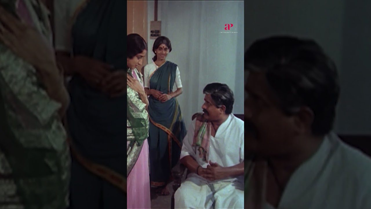 Watch full video👆 Samsaram Adhu Minsaram - #samsaramadhuminsaram #visu #raghuvaran #manorama #shorts