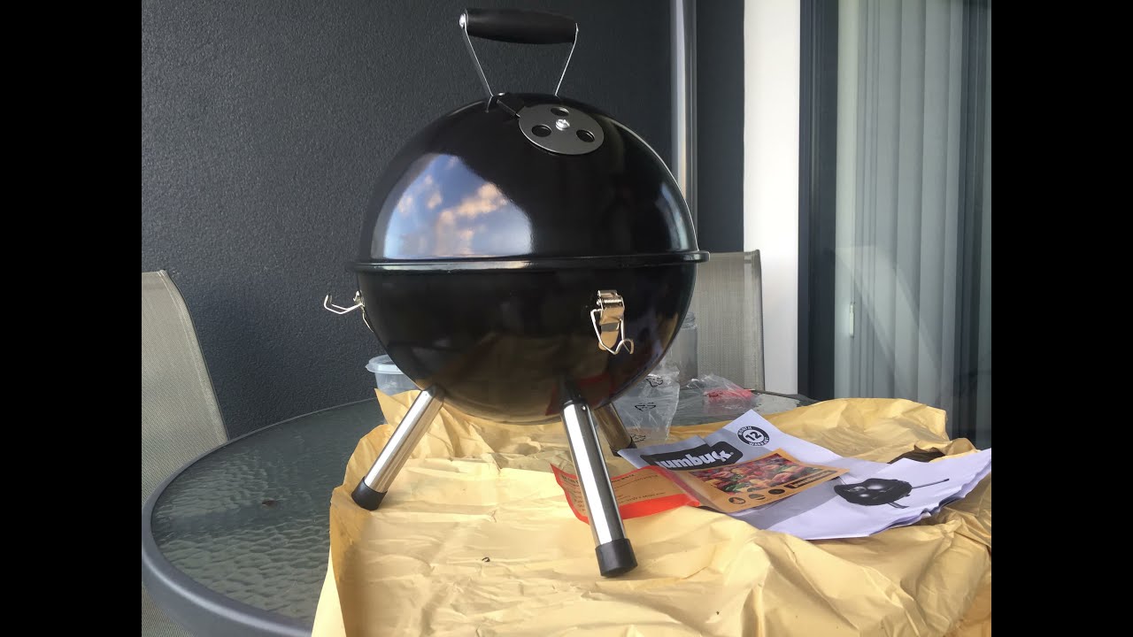 Unboxing and Assembling Jumbuck Grill