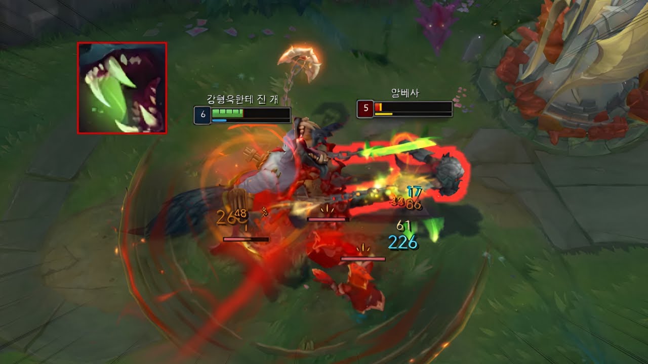 노인공경? ㄴㄴ 노인공격! 할매여 이제 갈때가 되었수다. 할매 물어뜯는 미친개