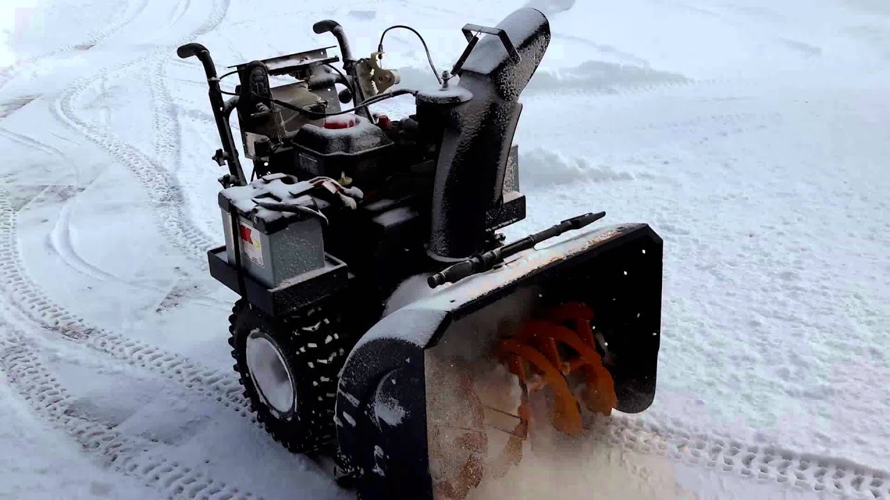 Remote control snowblower