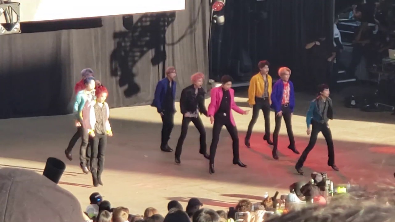 190602 NCT 127 - Highway to Heaven @ Wild 94.9 Wazzmatazz [Fancam]