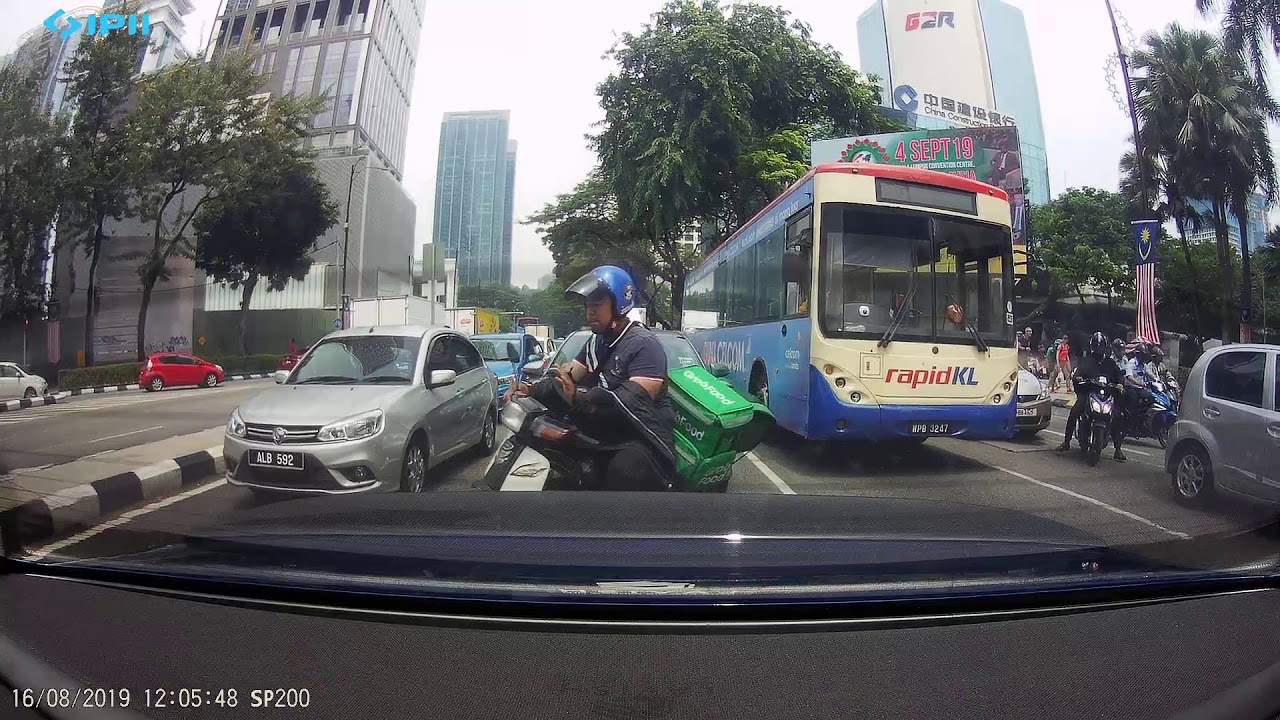 Premium Quality Dual Front & Rear Dashcamera SIPII SP200 | 1080p | Rear & Daytime Review