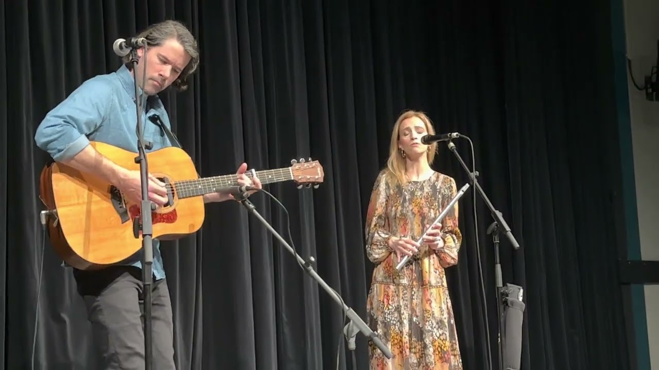 Cara Dillon - 18-02-2023 / Roots aan de Zaan - The Hill Of Thieves