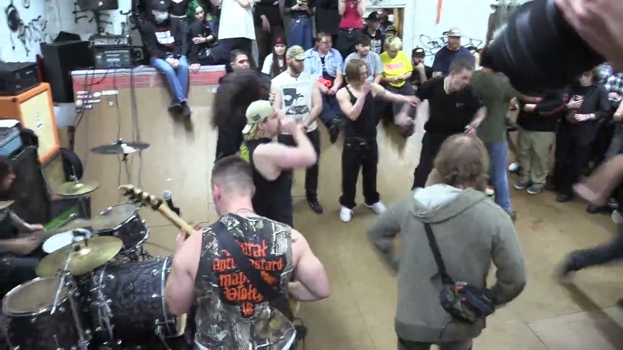 Split in Half - Live at BUI Skatepark, Brattleboro [2024-01-26]