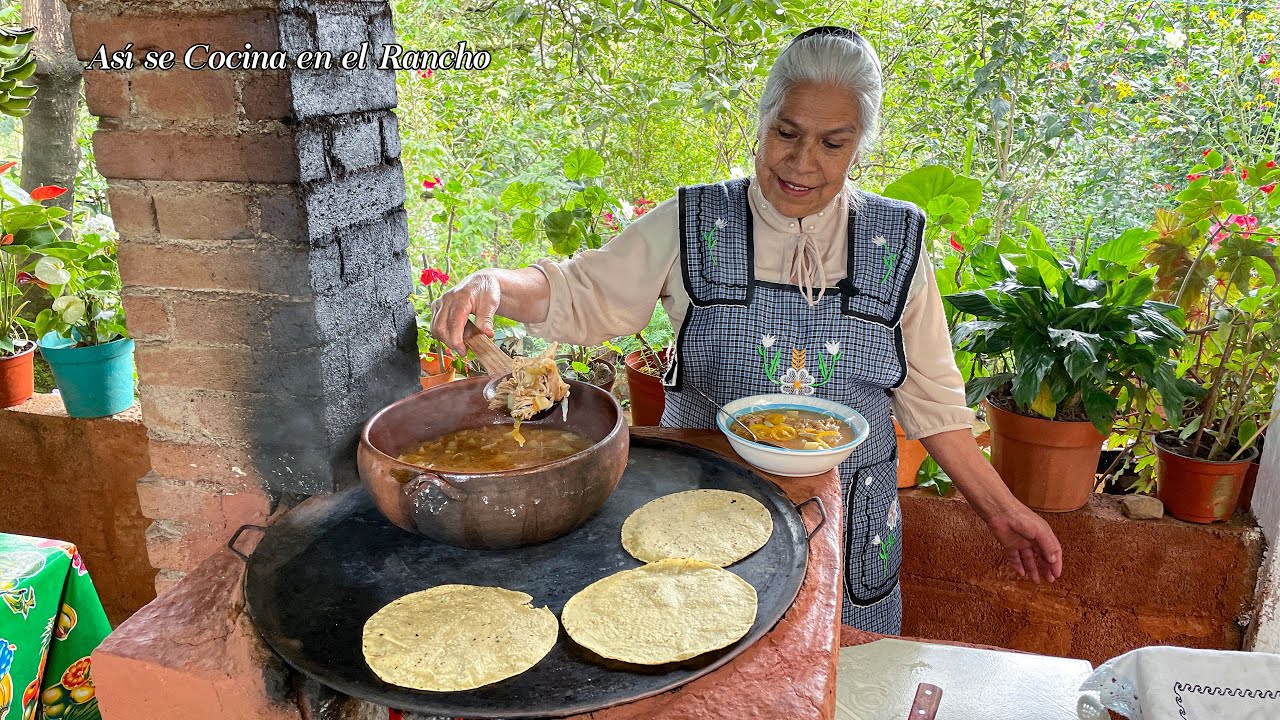Lo Comemos Cada Año acá en el Rancho Caldo de Hongos Así se Cocina en el Rancho