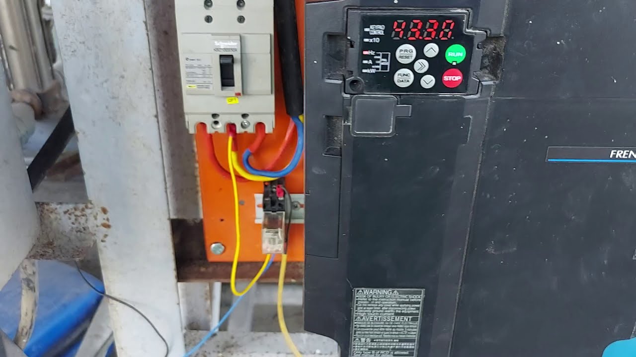 cách đấu bơm nước 3 pha tự động tắt khi đầy bồn dùng biến tần