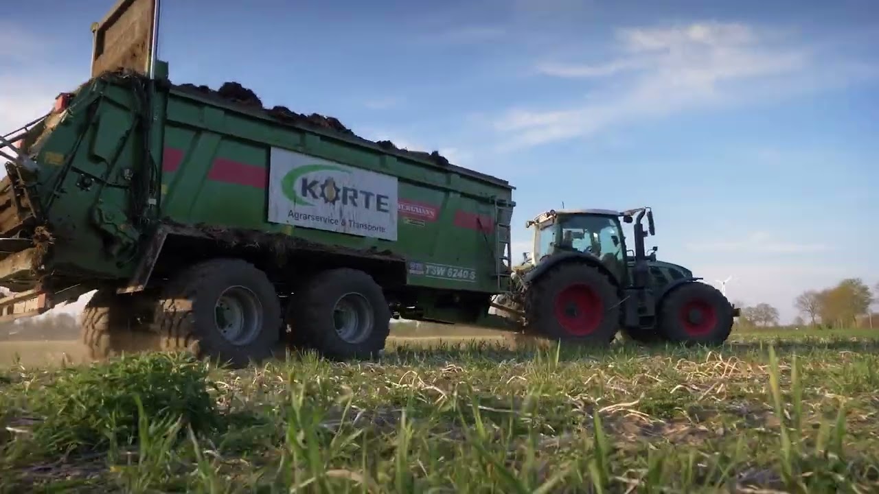 Korte Agrarservice / Mist streuen / Fendt 724 / Bergmann TSW 6240 S