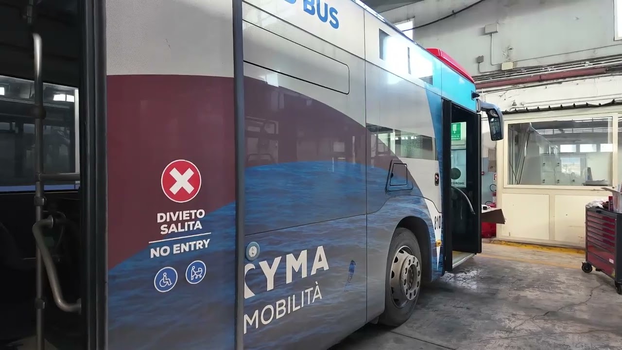 Pioggia di sassi contro il bus: Kyma Mobilità dice basta e sospende le corse serali per Lido Azzurro
