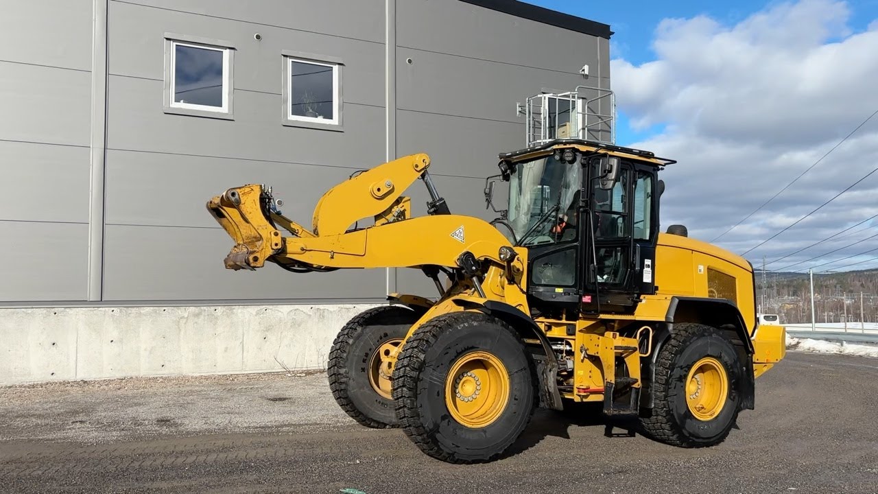 Köp Hjullastare Cat 930M på Klaravik