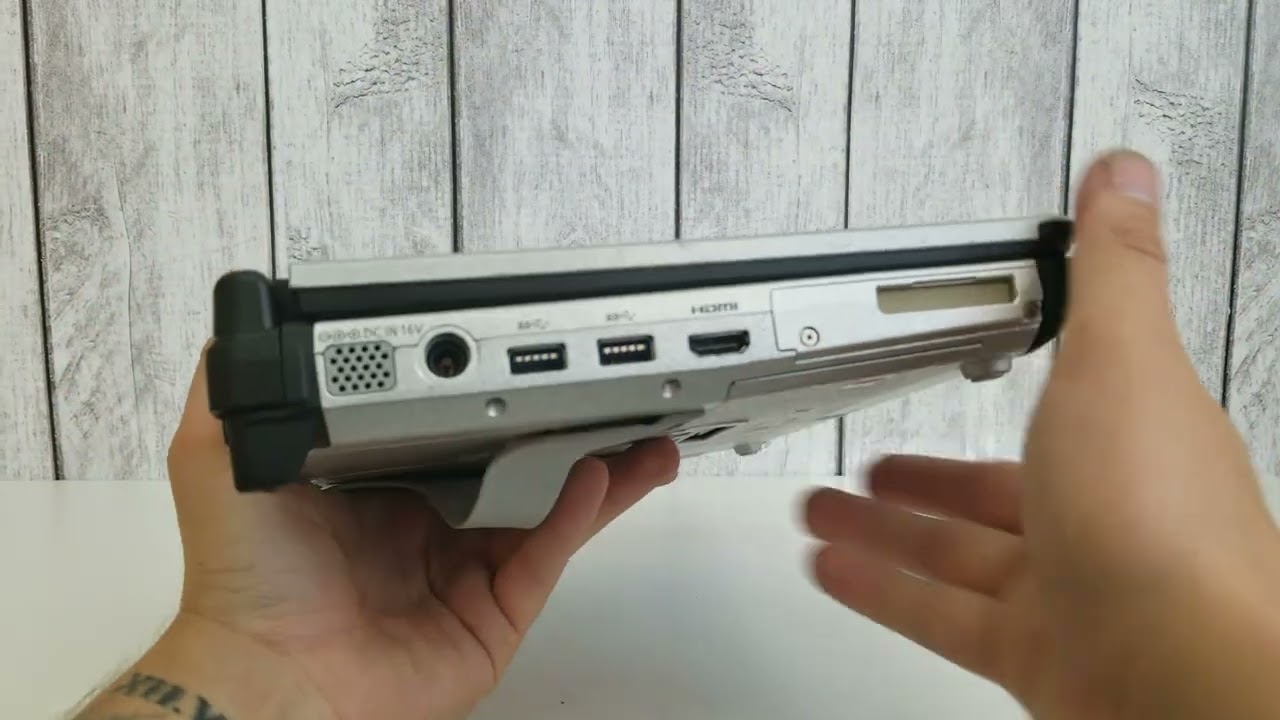 Panasonic CF-C2