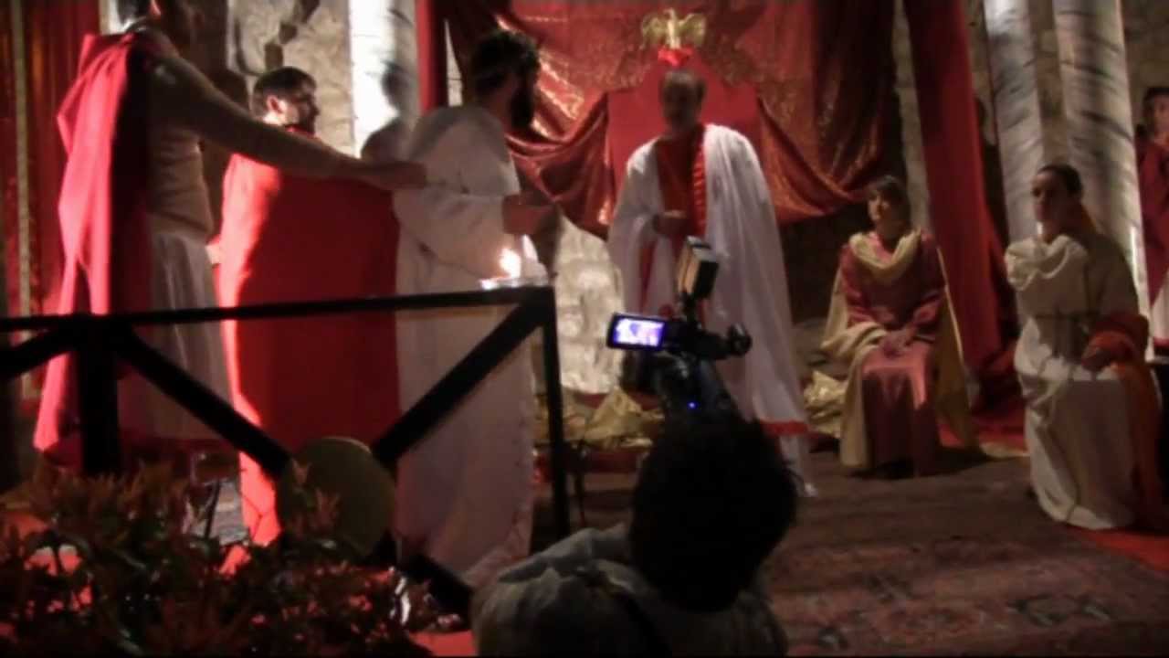 Via Crucis vivente 2012 - 2 Tempo.avi