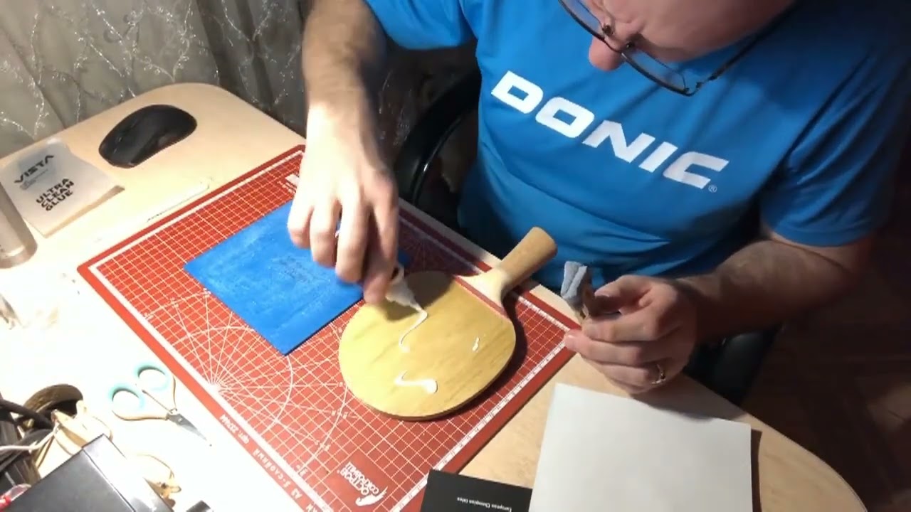 Основание DONIC Waldner DOTEC AR, накладки DONIC Bluestorm Z2 (COLORED) и DONIC Desto F4