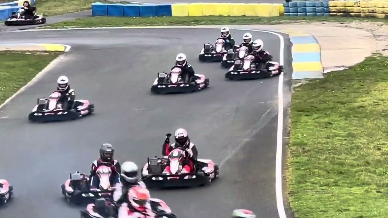 Départ la course 2B de la course CKRS 1 by JAUSSAUD Events au circuit de l’Europe le 21 fév 2026