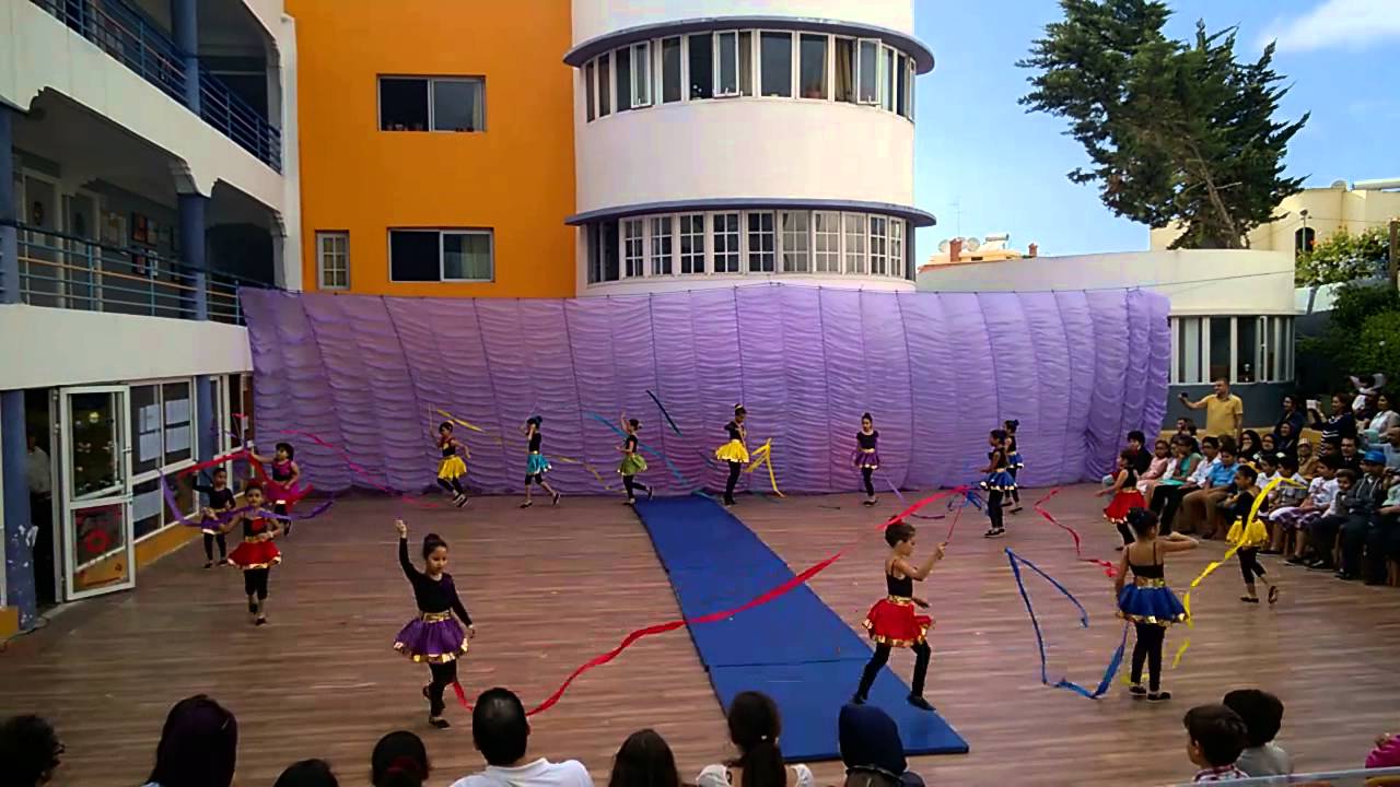 La danse des ruban
