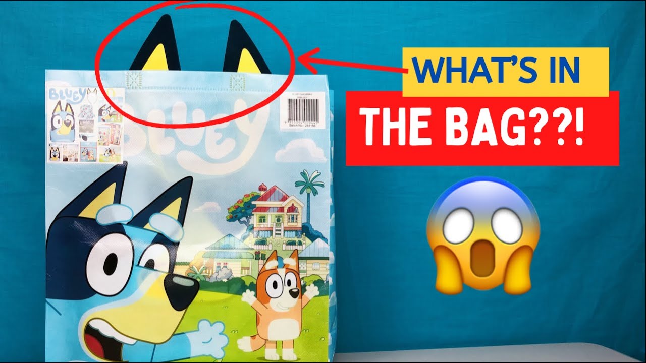 💙✨ BLUEY SHOWBAG!! | Pretend Play with Bluey Toys | Disney Junior | ABC Kids
