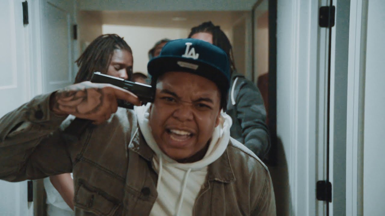 Doa Beezy - Free Savo (Official Video)