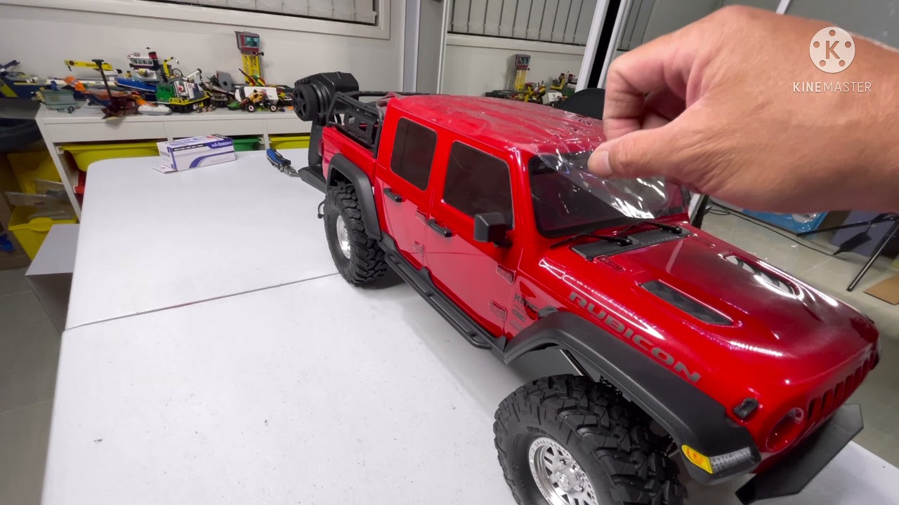 Unboxing Brand New RC SCX10 III Jeep Gladiator Rubicon | 1/10 Scale Electric 4WD RTR AXIAL