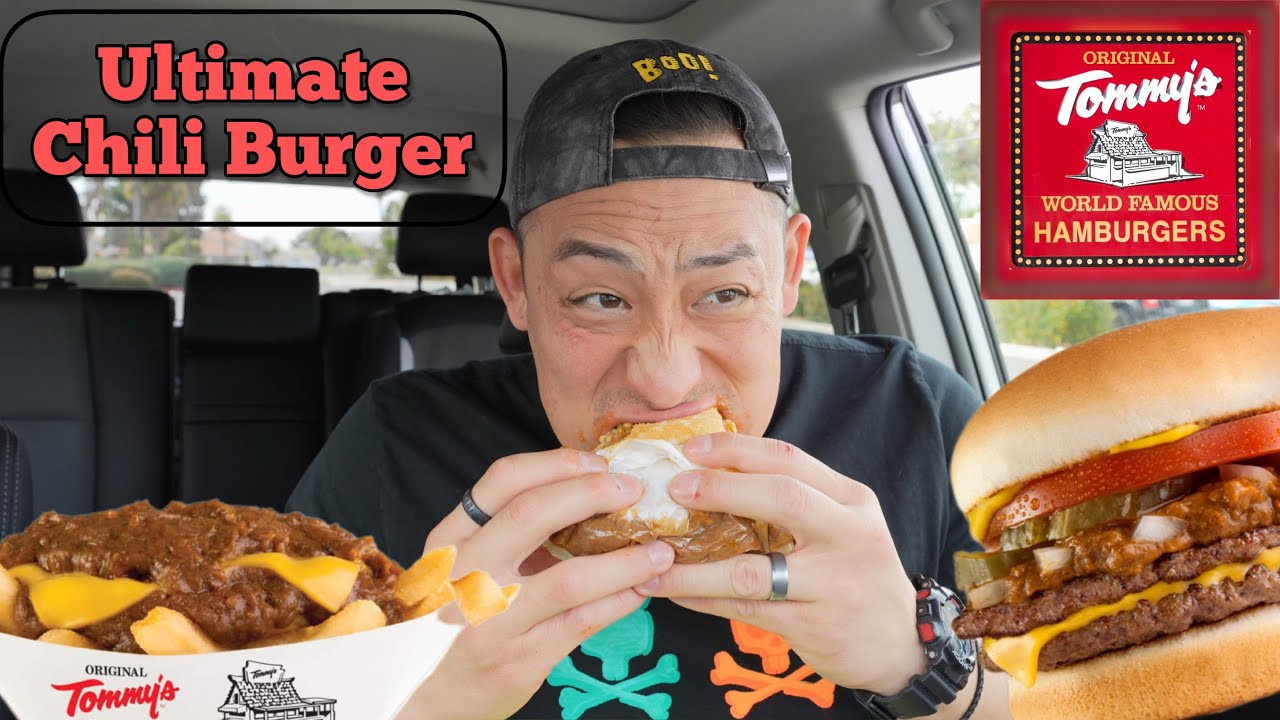 DOUBLE CHILI CHEESE BURGER- Tommys Original  Car Mukbang