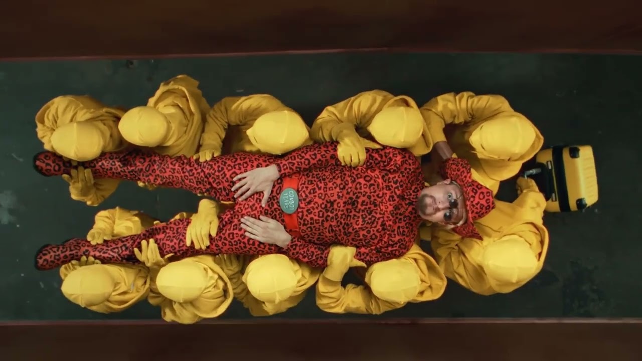 Oliver Tree - Suitcase Full of Cash [Official Reversed Music Video]