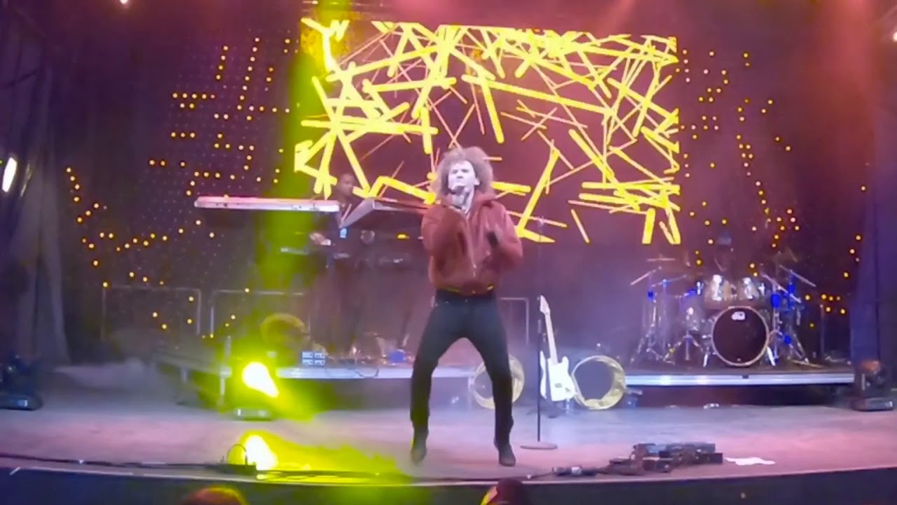 Francesco Yates (Sugar) on stage in Ottawa
