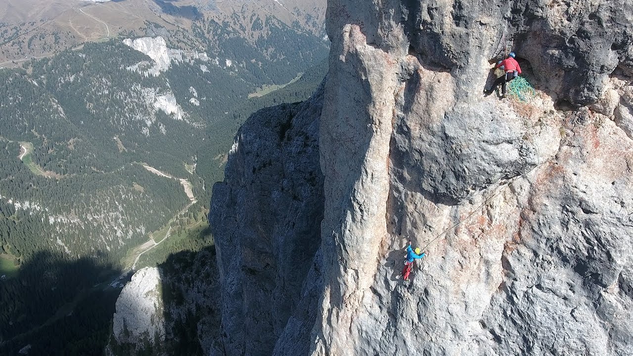 Tom Ballard e Bruno Pederiva - Torre Vallaccia - 50 anni dopo - Climbing in Dolomiti