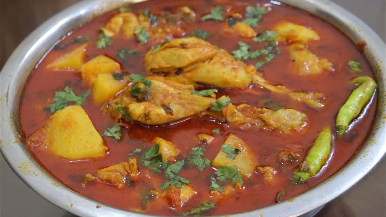 Aaloo Chicken curry / Aloo aur Chicken ka  Salan