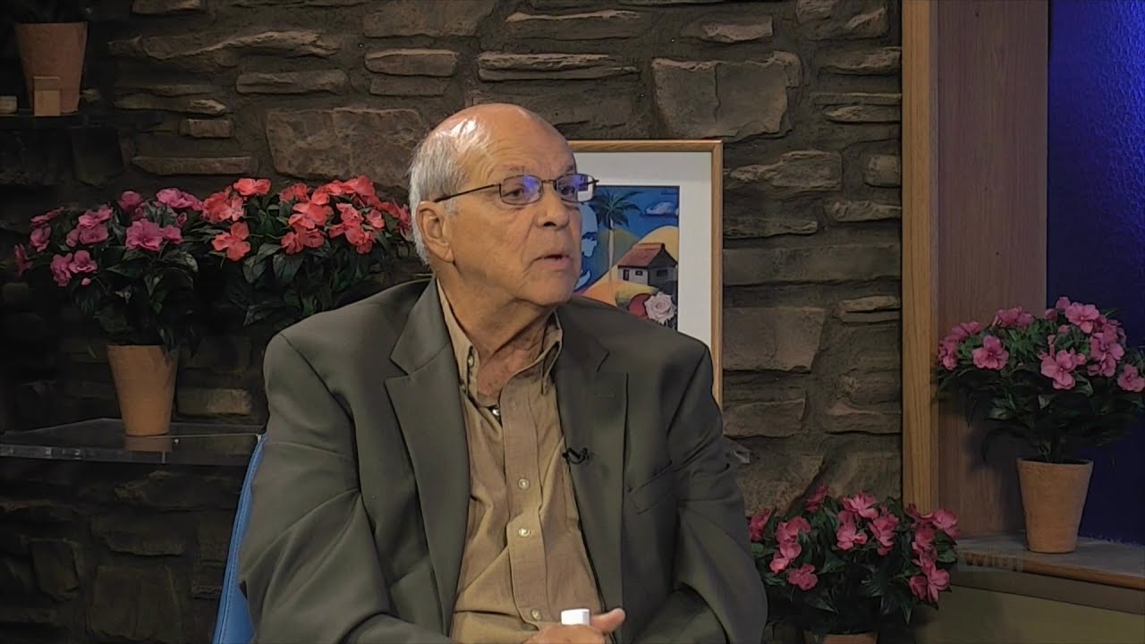 Cuba y su historia - El escritor Andrés Solares habla de Cuba y de su libro