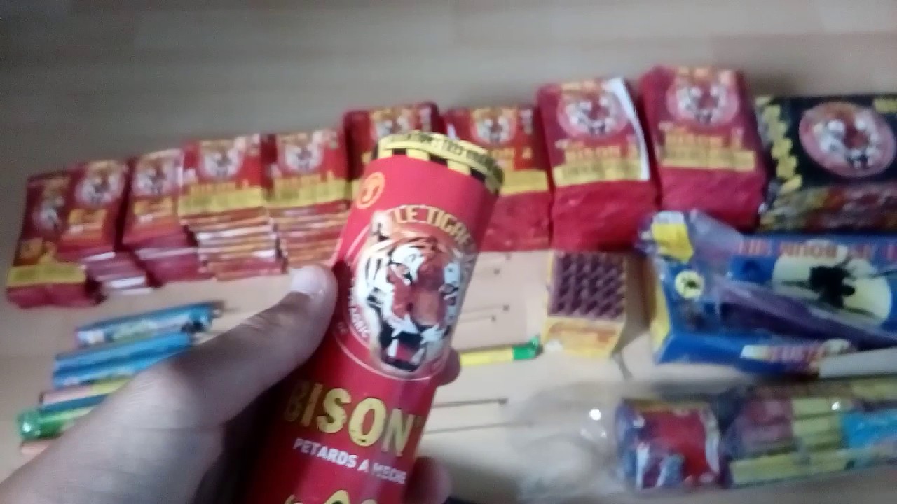 Ma réserve de pétard pour le 14 juillet 2017, gros stock avec des bison 6