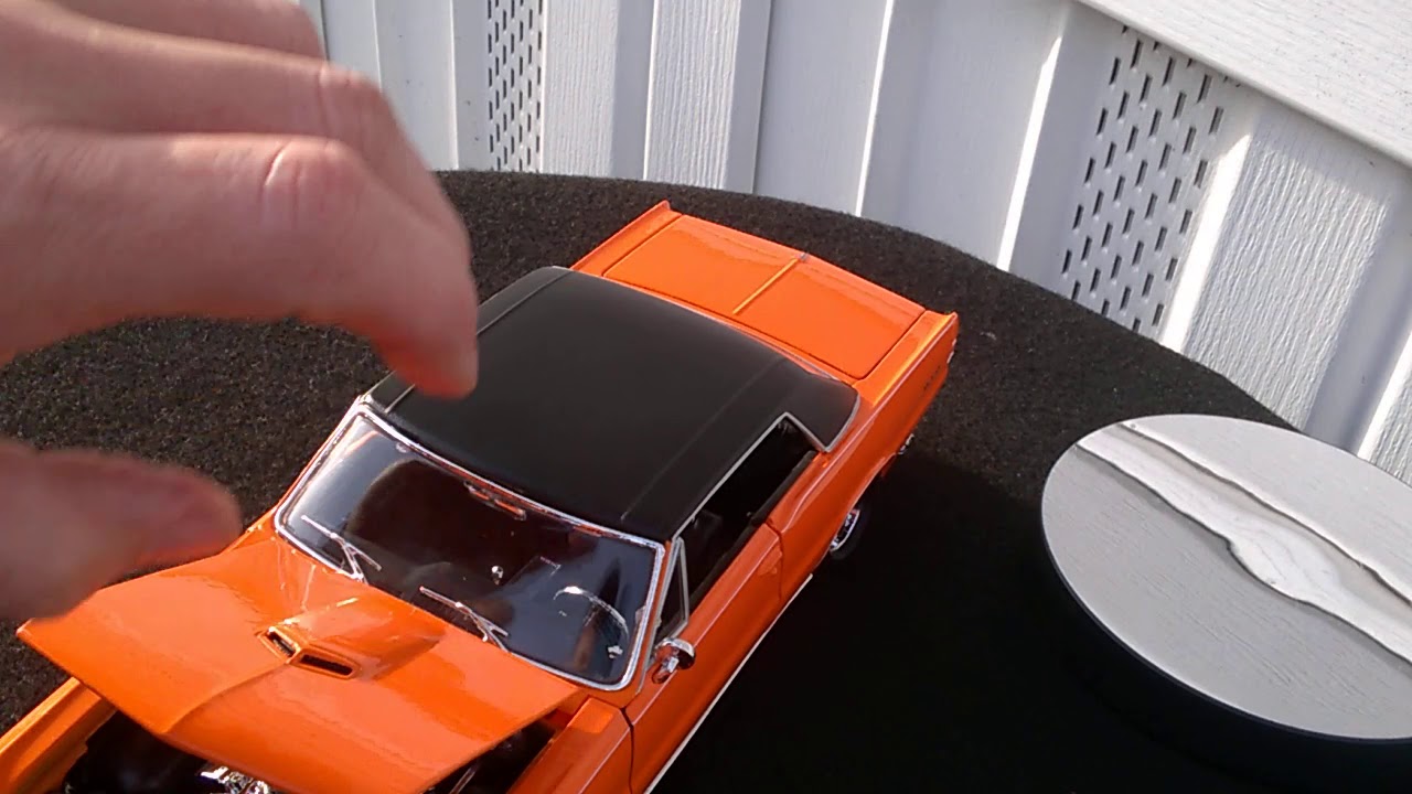 1:18
