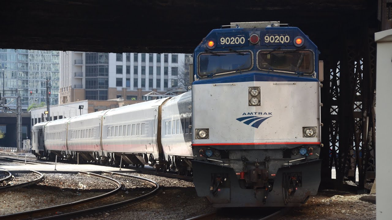 Railfanning rush hour on Canal street in downtown Chicago!