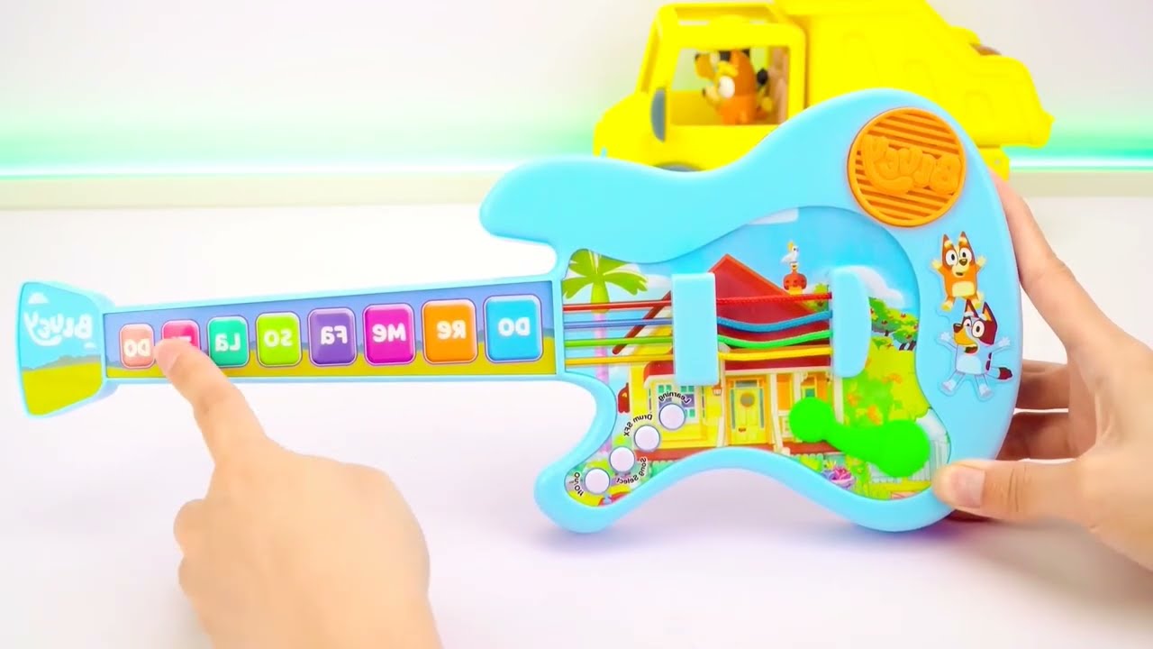 Bluey Toys Collection Unboxing Review 🐾 Chattermax Figure Carrying Case & Bluey Ring Ring Phone