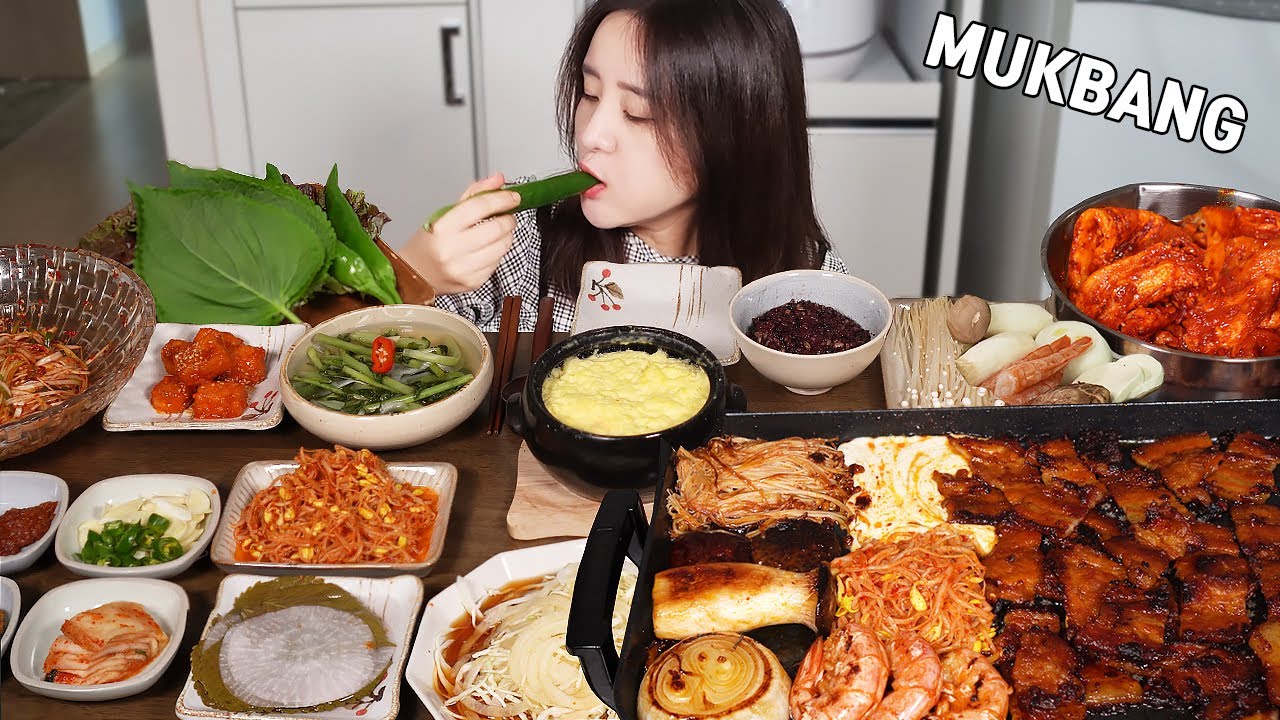 MUKBANG :) Gochujang burtă de porc (Samgyeobsal) este cu adevărat delicioasă.