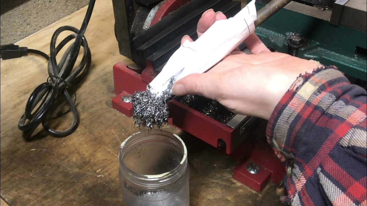 EASIEST way to clean up metal chips (milling machines, lathes, grinders)
