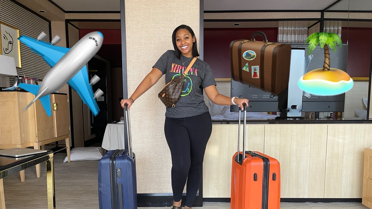PACK WITH ME + MY MUST HAVES WHEN I TRAVEL