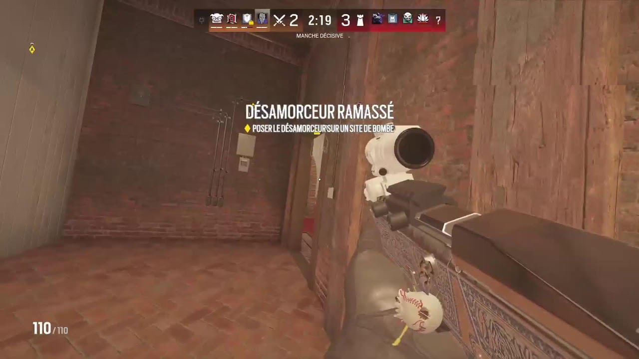 Je joue, je fait des truc sur RAINBOW SIX SIEGE