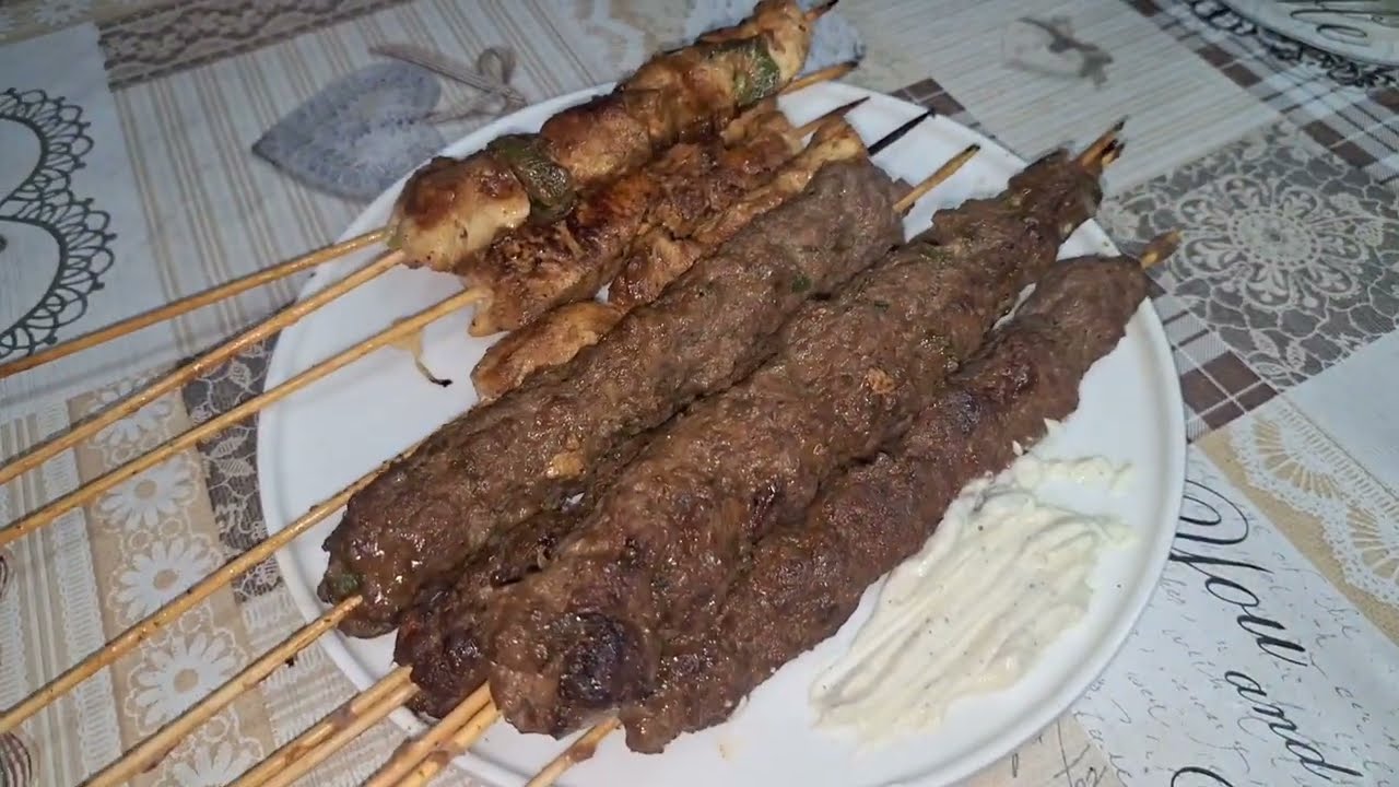 بروشات شيش كباب و بولي من ألذ الأطباق على طريقتي 😋👌🤤#بروشات #شيشكباب #عشاءلذيذ 