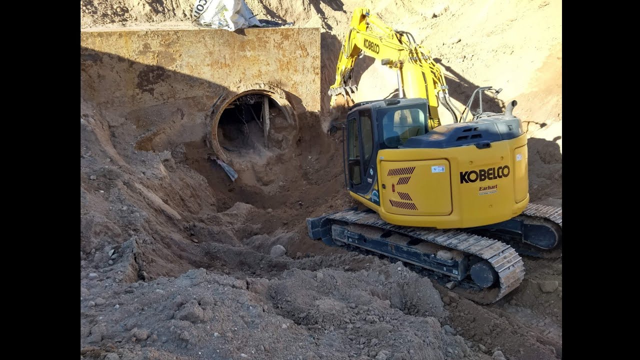 Unearthing a TITAN II Missile Silo in 2 Years - Commentary - Part 1