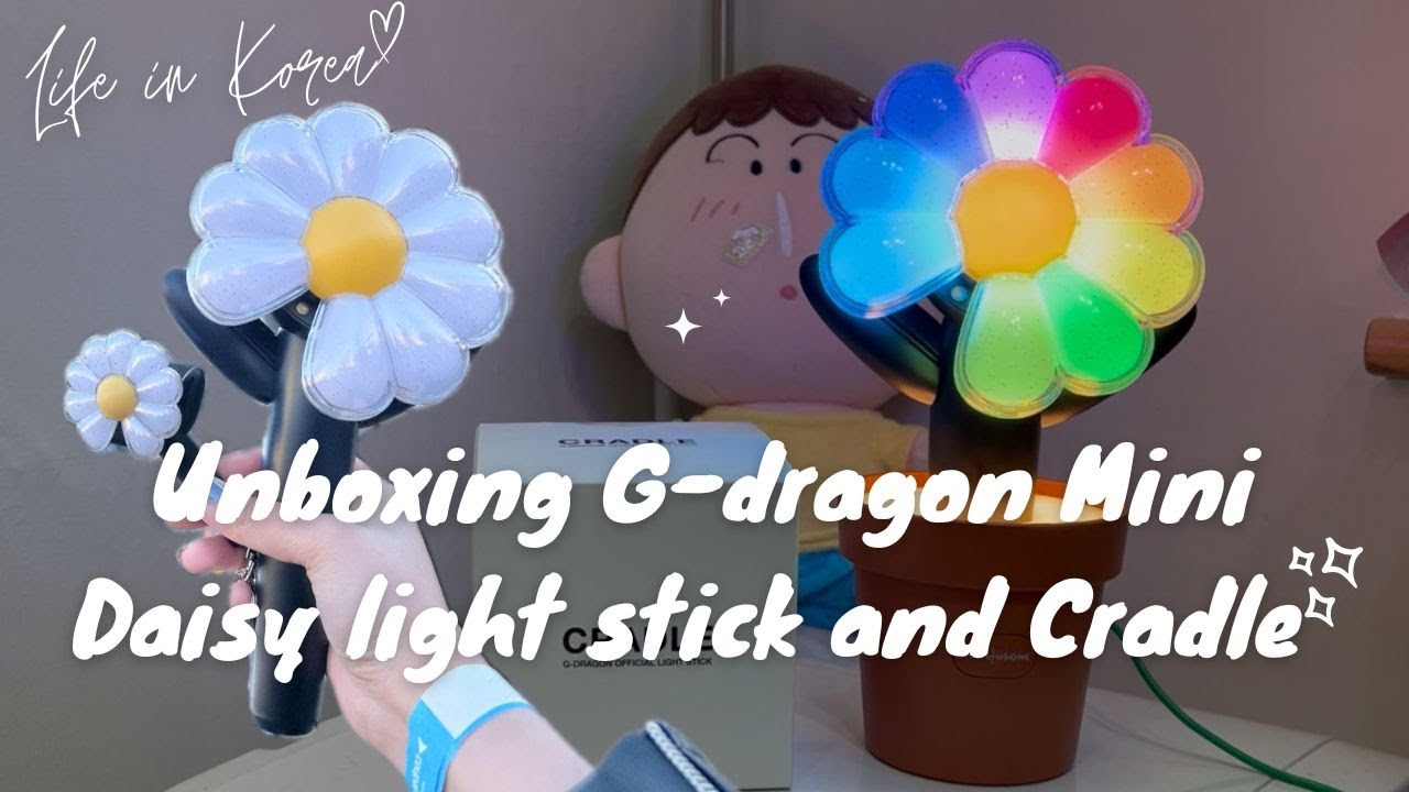 Unboxing G-dragon Mini Daisy light stick and Cradle 🌼