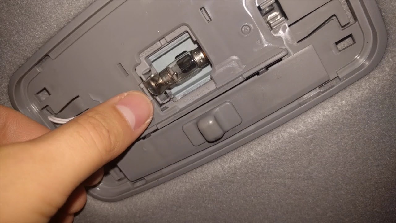 LASFIT 31MM Festoon LED bulb for 2010 RAV4 Dome Light - Review and Install