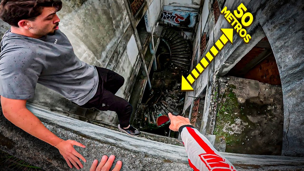 ￼TIVEMOS QUE DAR UMA FUGA ALUCINANTE DO CASTELO ABANDONADO… 