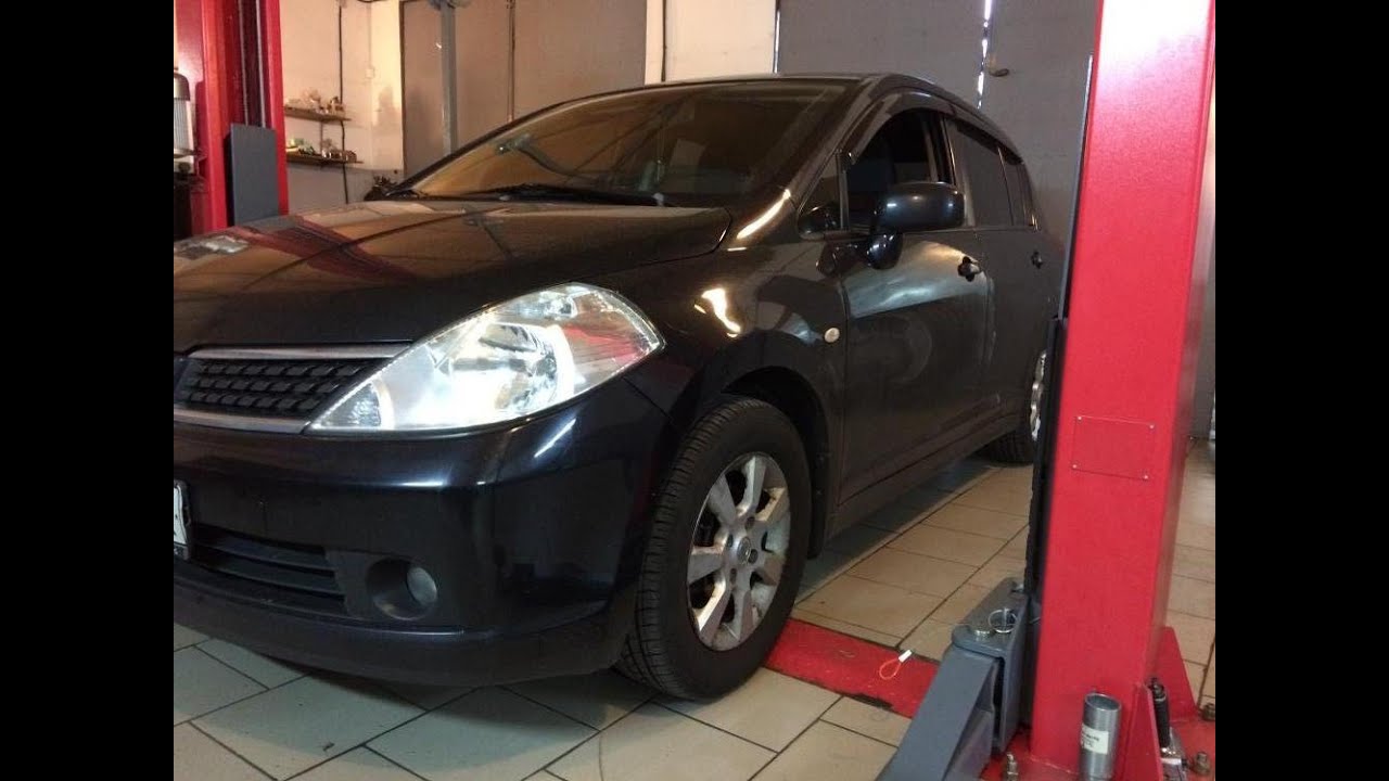 Как поменять свечи Nissan Tiida