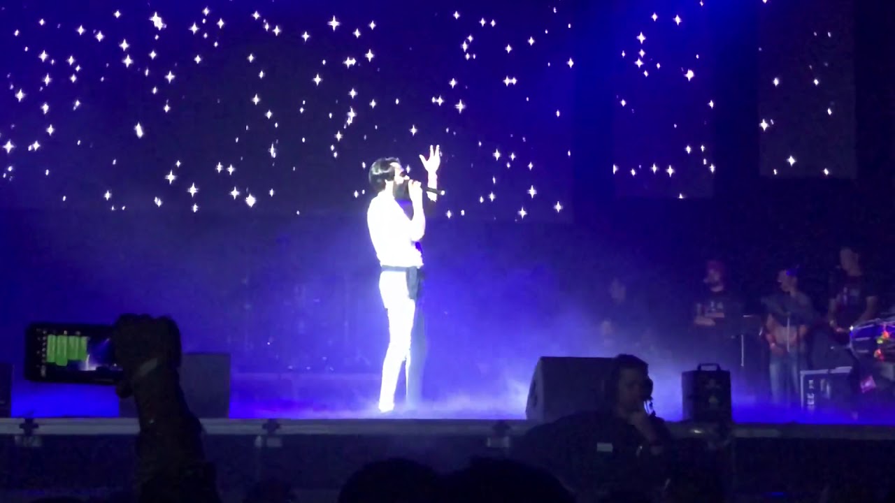 Babbu mann live Vancouver ver 2018 pacfic coliseum Emotional on live stage