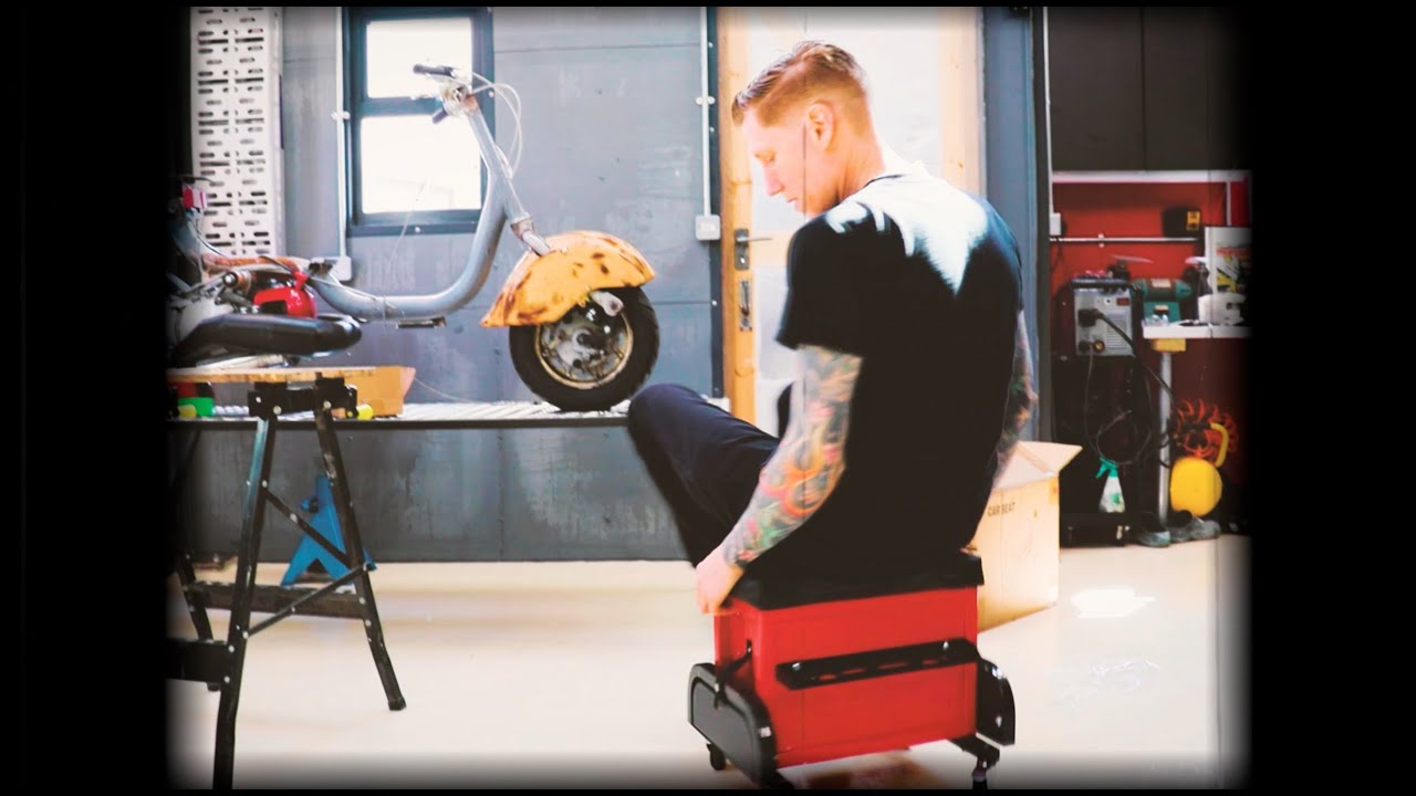 Ep2 Oddbod the Lambretta gets a patina mudguard. And we review a US PRO TOOLS toolbox creeper stool.